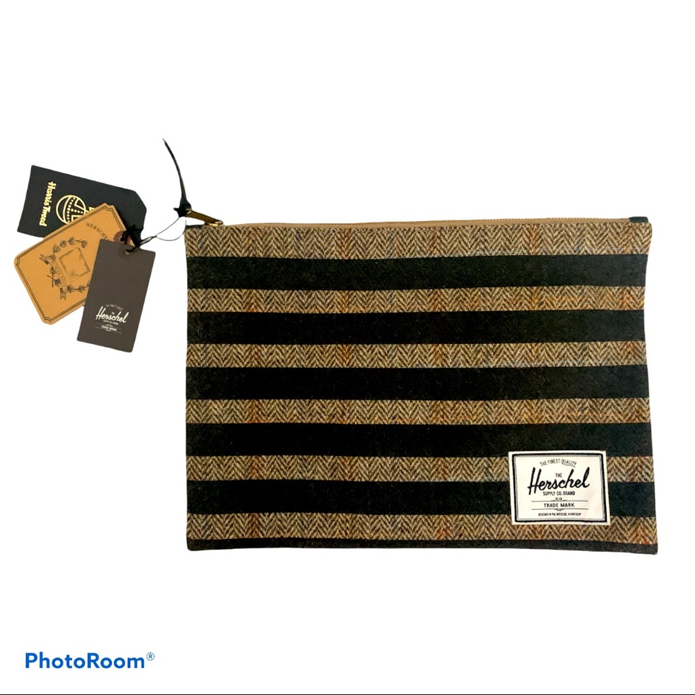 NWT Herschel x Harris Tweed Network Pouch
